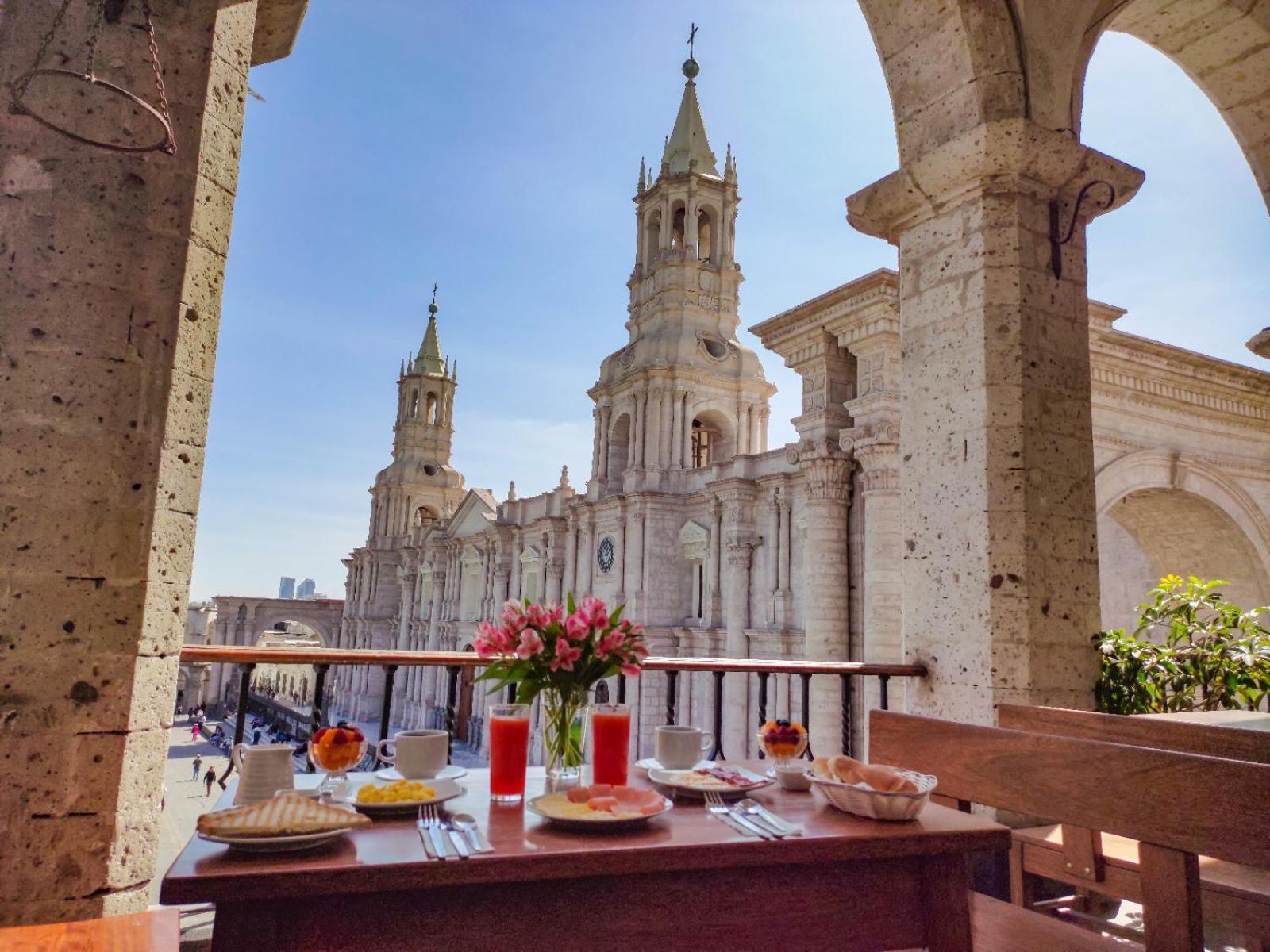 Arequipa Suite Plaza Hotel ภายนอก รูปภาพ